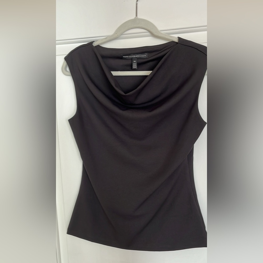 White House Black Market Sleeveless Shell Sz XS.